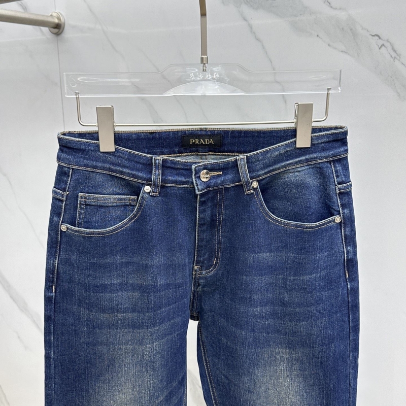 Pra*a jeans